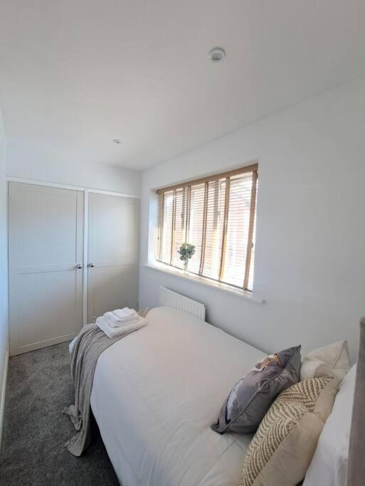 Beachwood House, Serviced Accommodation Сканторп Экстерьер фото